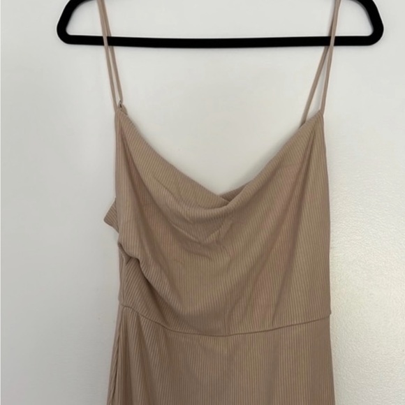 Petal and Pup wilabelle and xanthia dresses - Picture 5 of 11